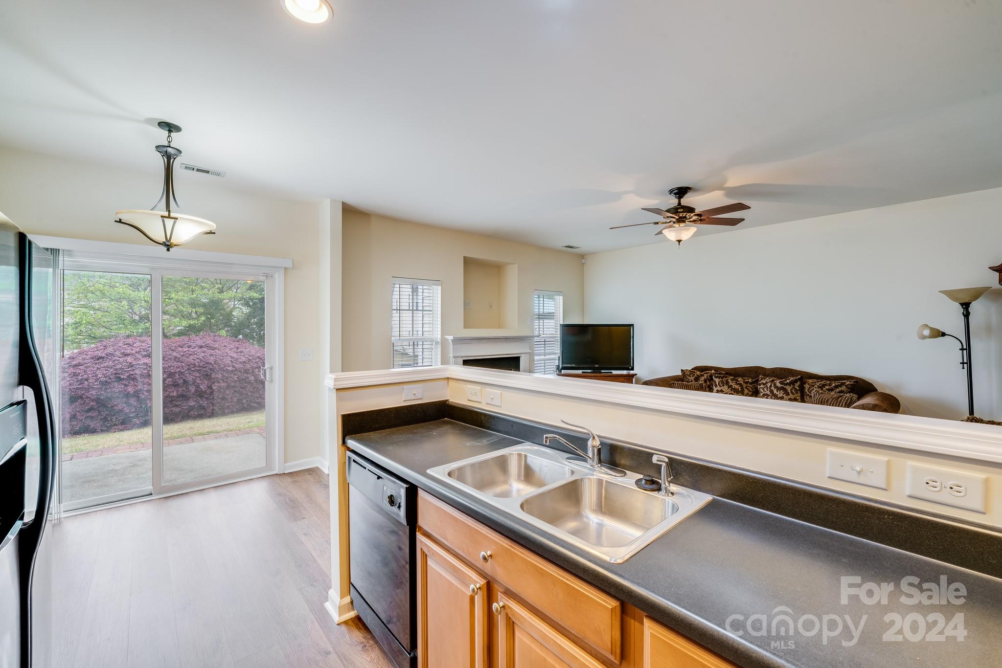 Charlotte Pines - Residential