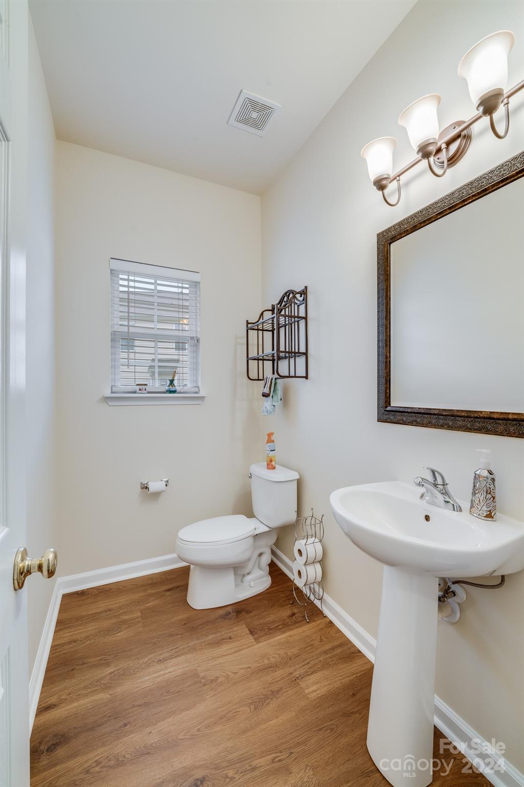 Charlotte Pines - Residential