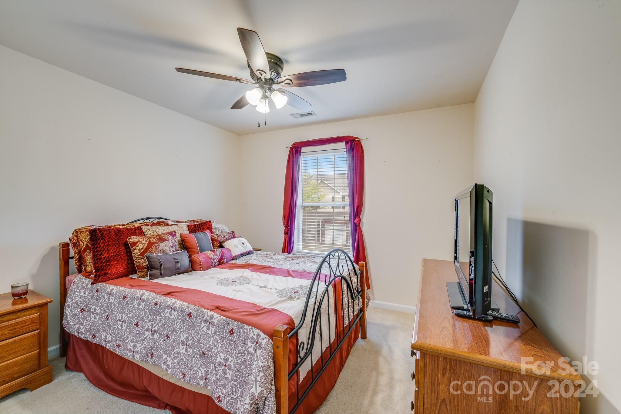 Charlotte Pines - Residential