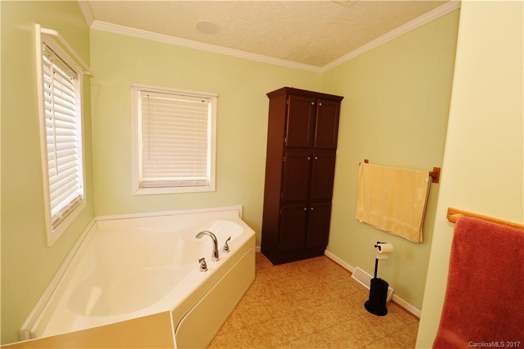 Shady Oaks - Residential