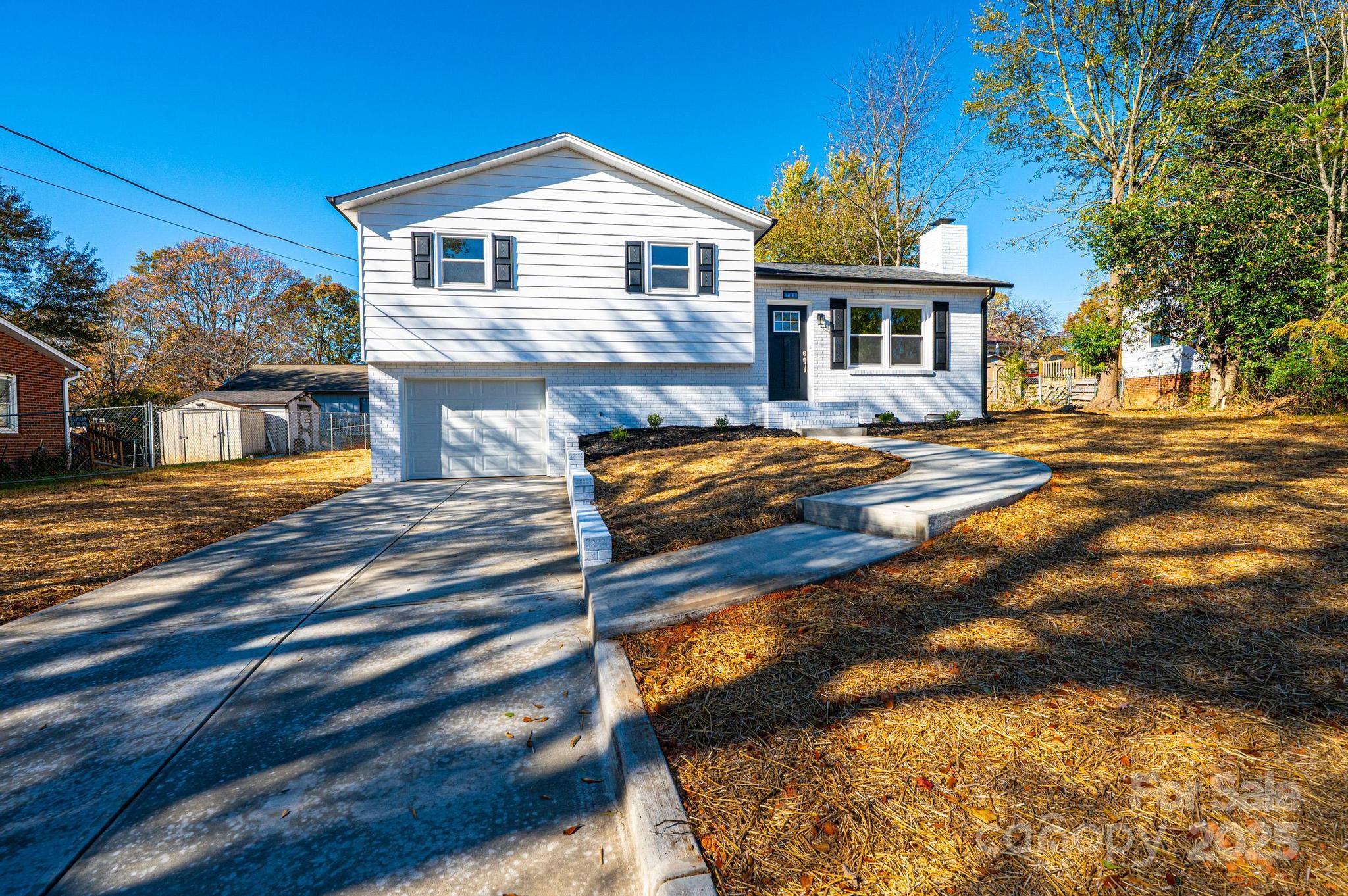 731 7th Avenue Court SE