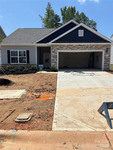 5711 Skinny Drive Charlotte NC 28215