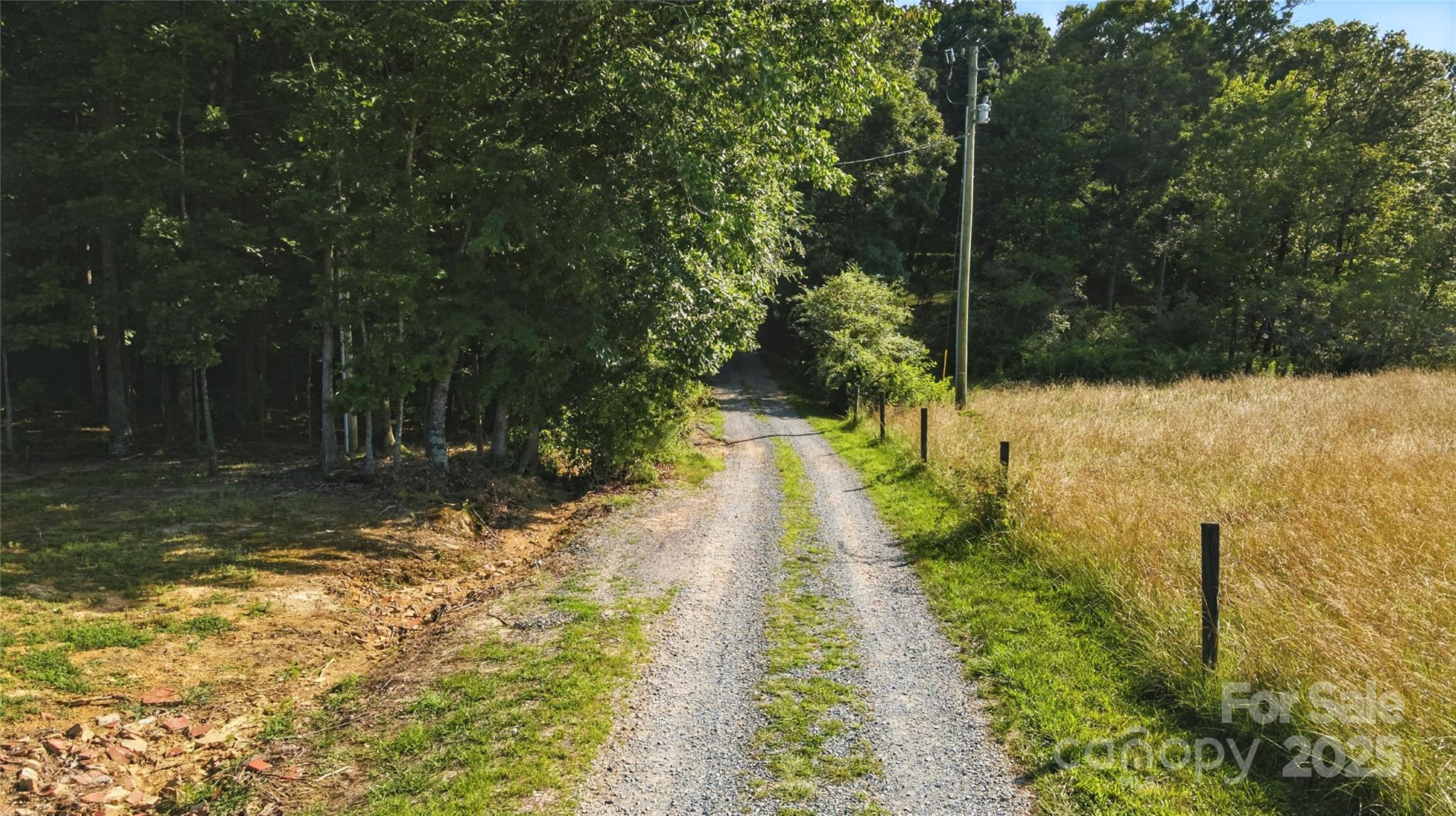 4323 Crow Road