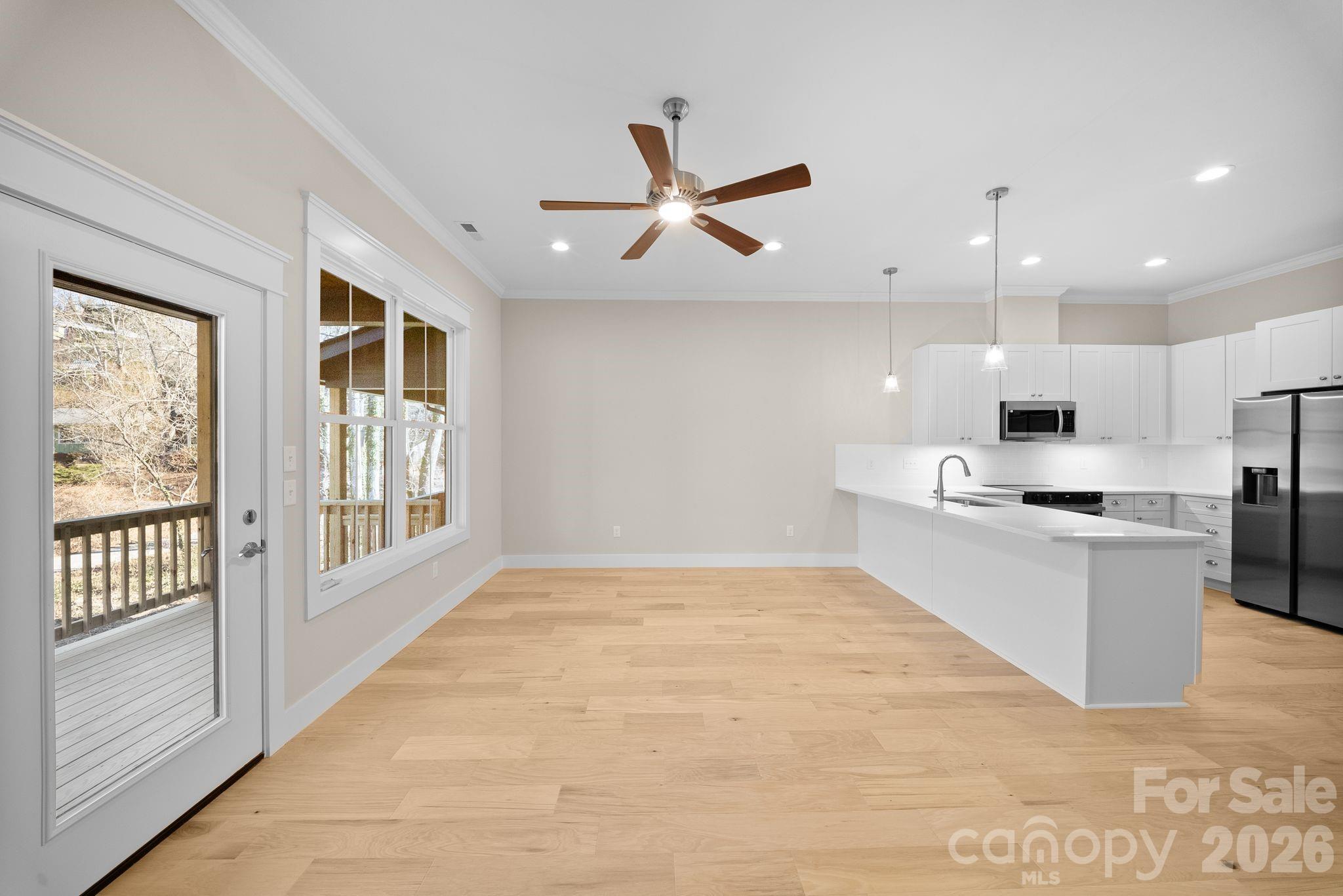 Villas at Pinecroft - Residential