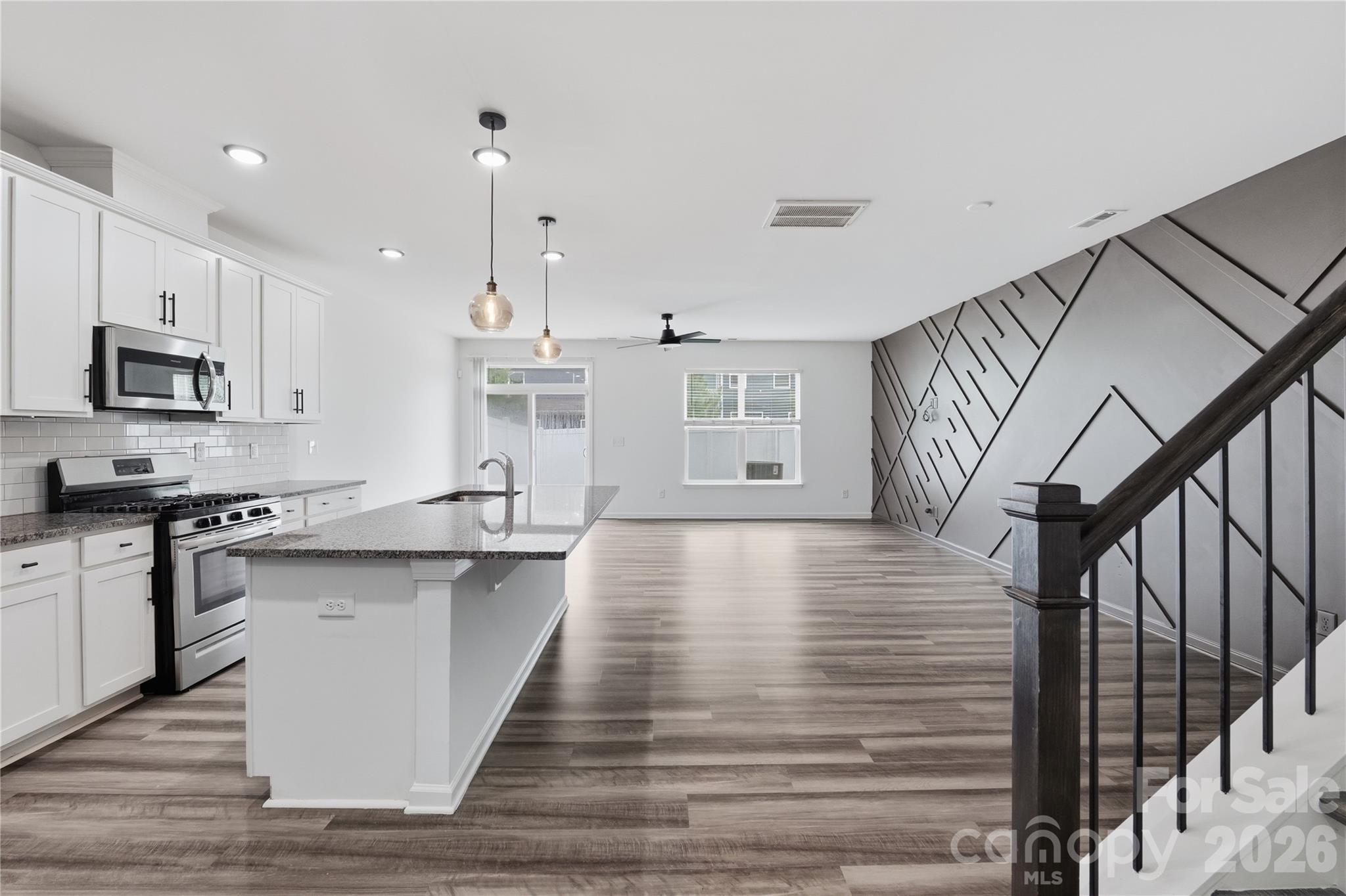5531 Harris Cove Drive
