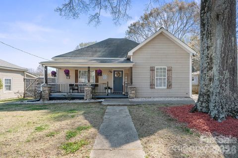 41 Selma Drive Mooresville NC 28115