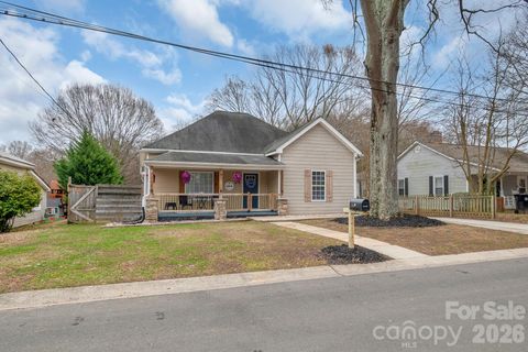 41 Selma Drive Mooresville NC 28115