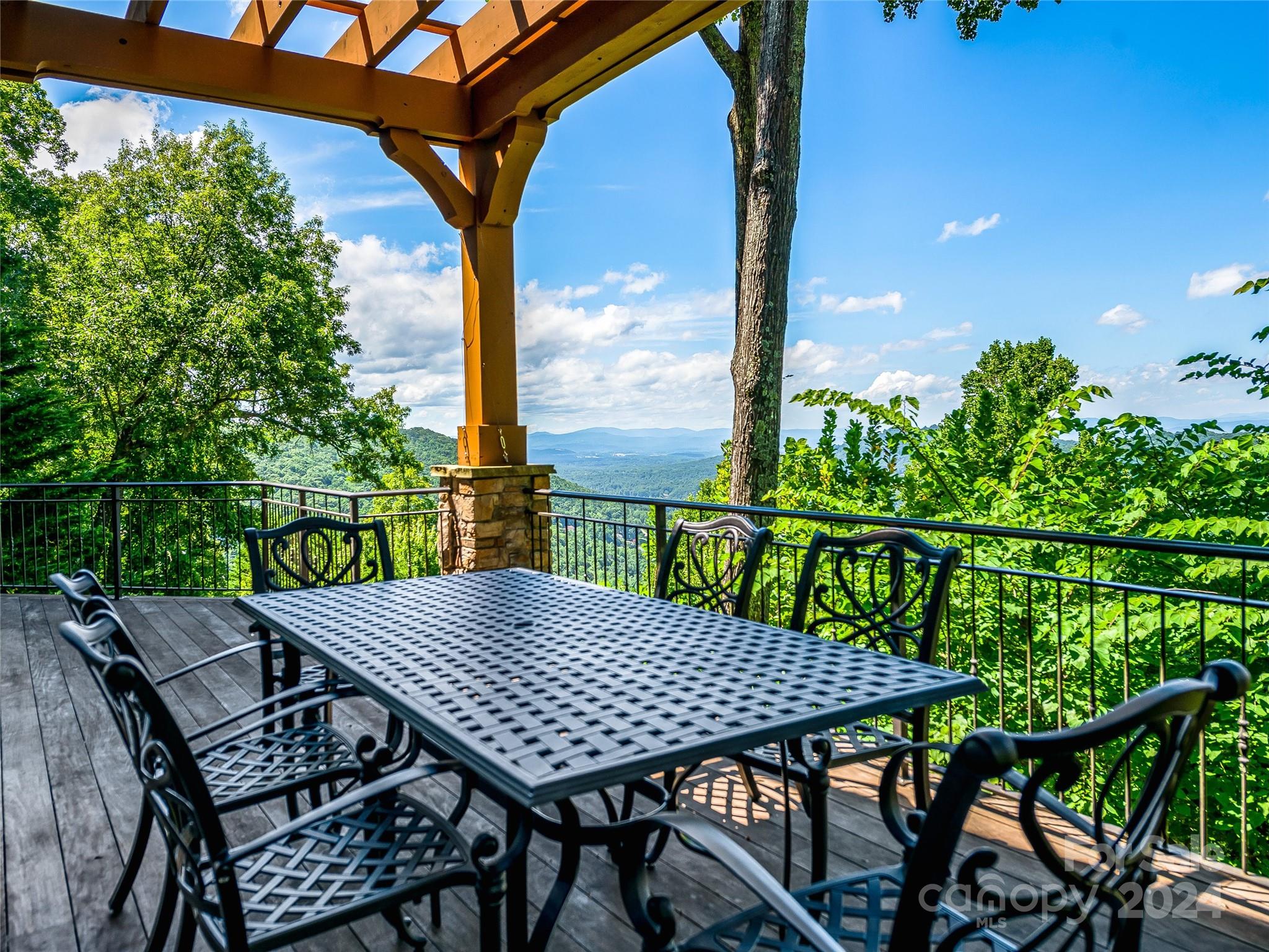 Poplar Ridge - Residential