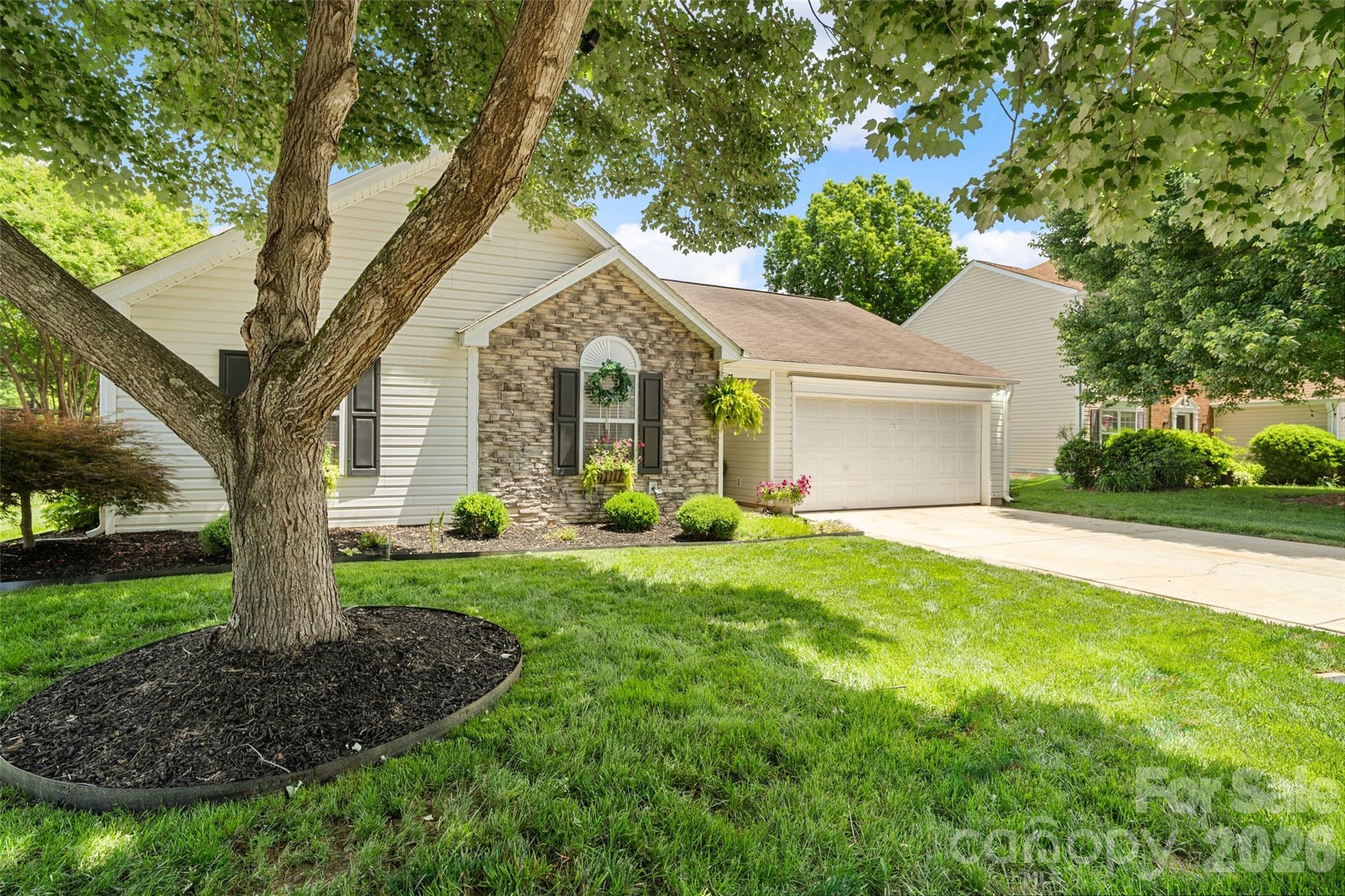 3917 Laurel View Circle