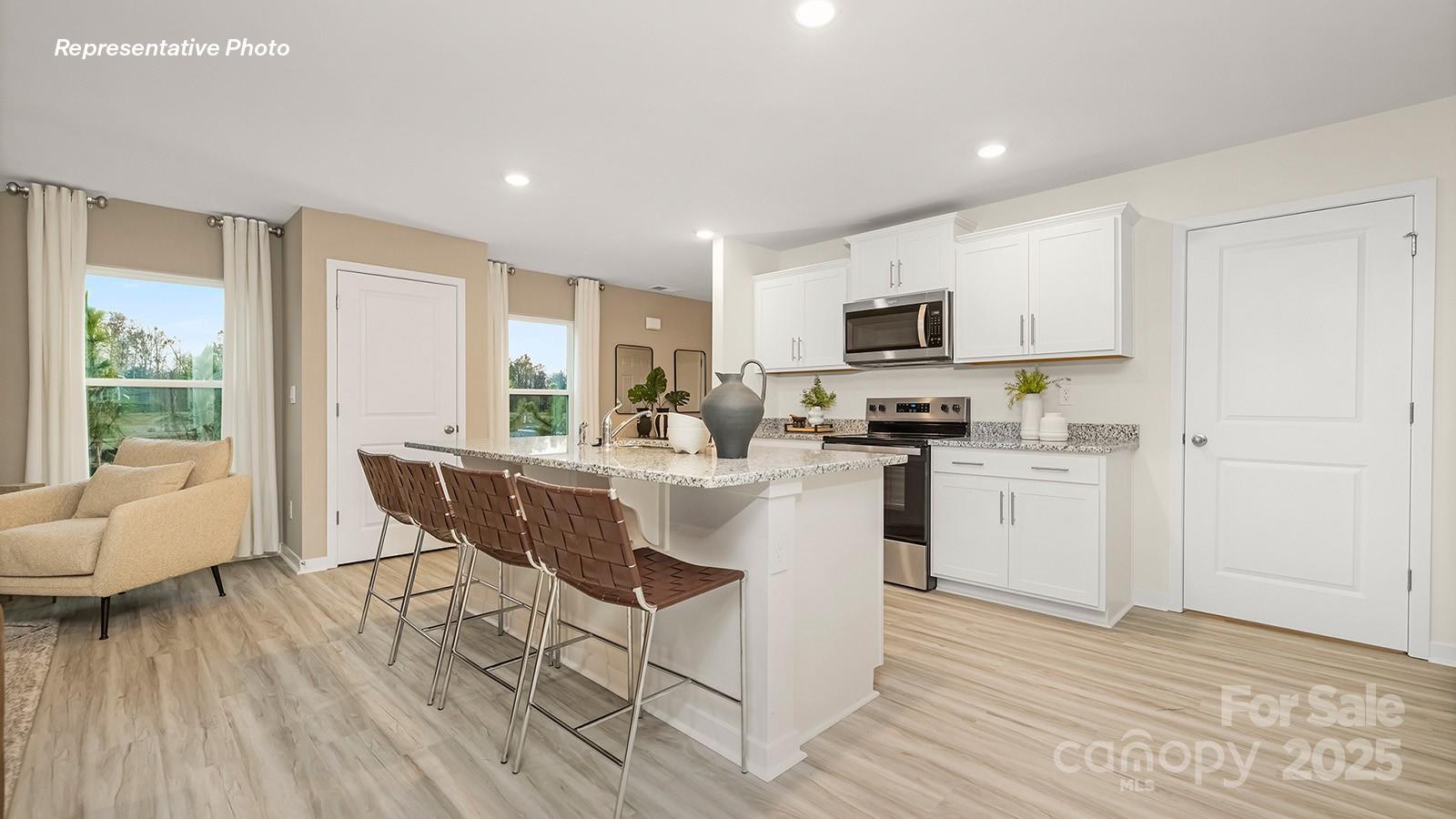 1042 Horizon Lane