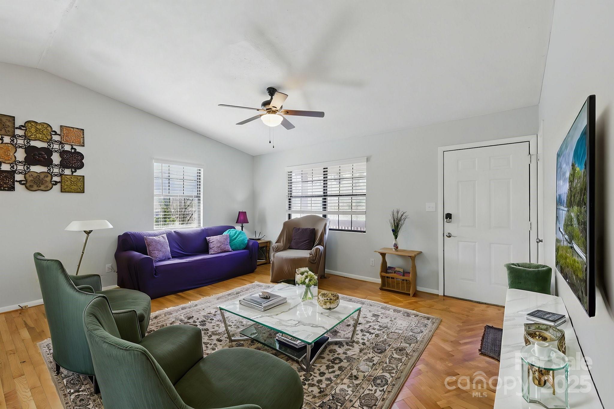 39 Lakeside Drive