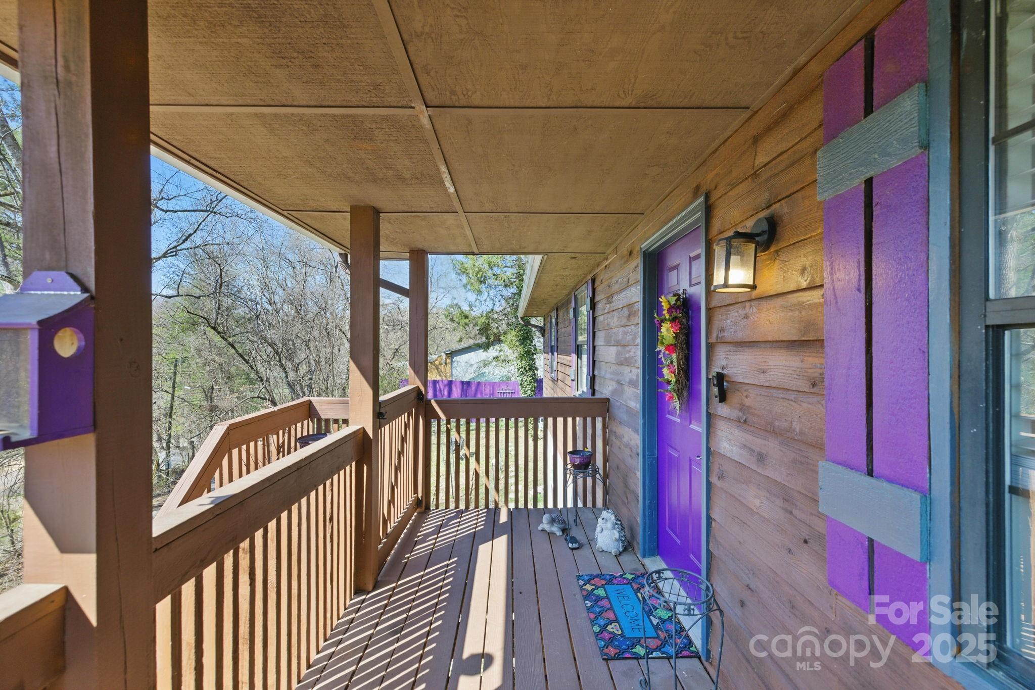 39 Lakeside Drive