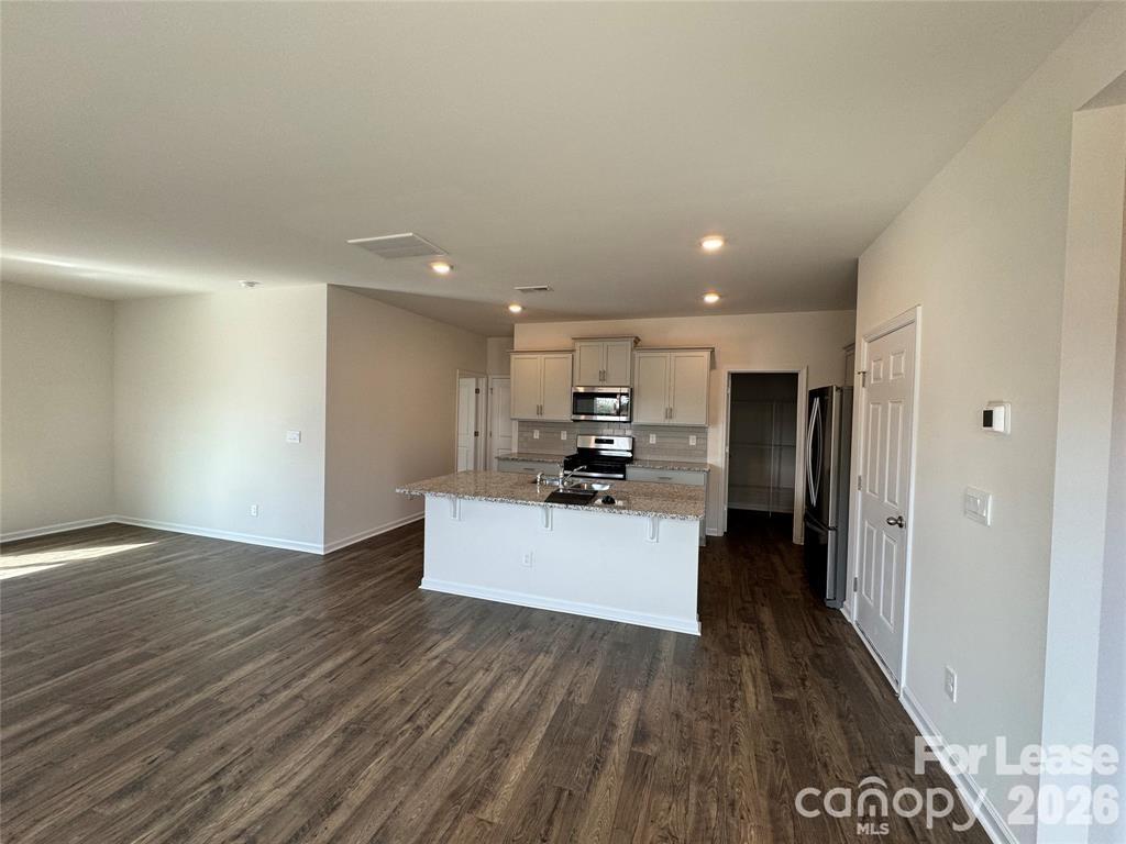 Wallace Springs - Residential Lease