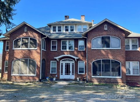38 Hazel Street Waynesville NC 28786