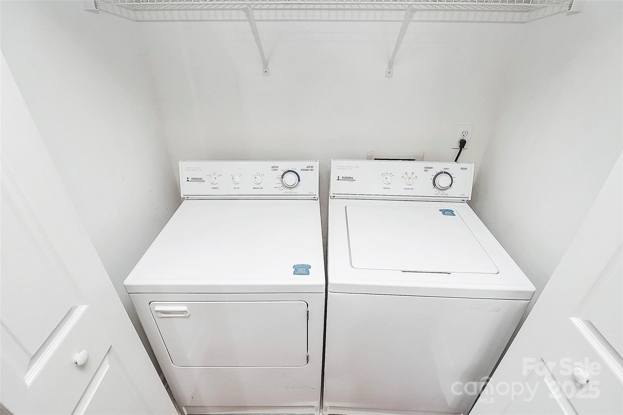 Huntington Ridge - Residential