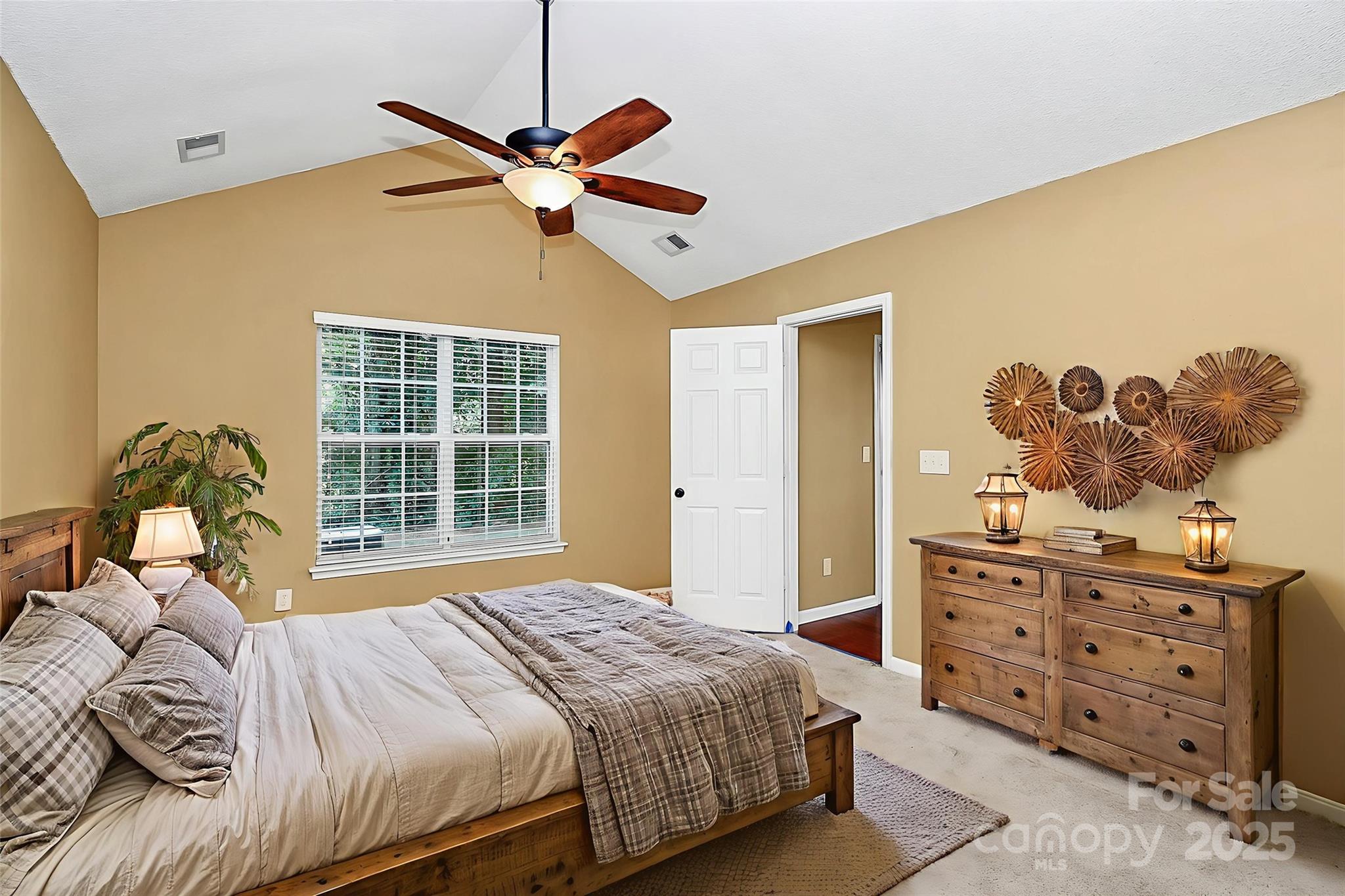 Huntington Ridge - Residential