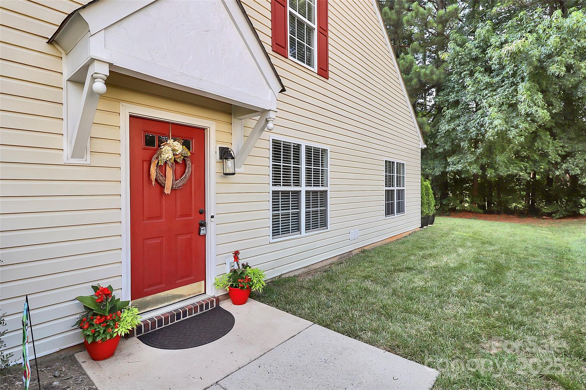 Huntington Ridge - Residential