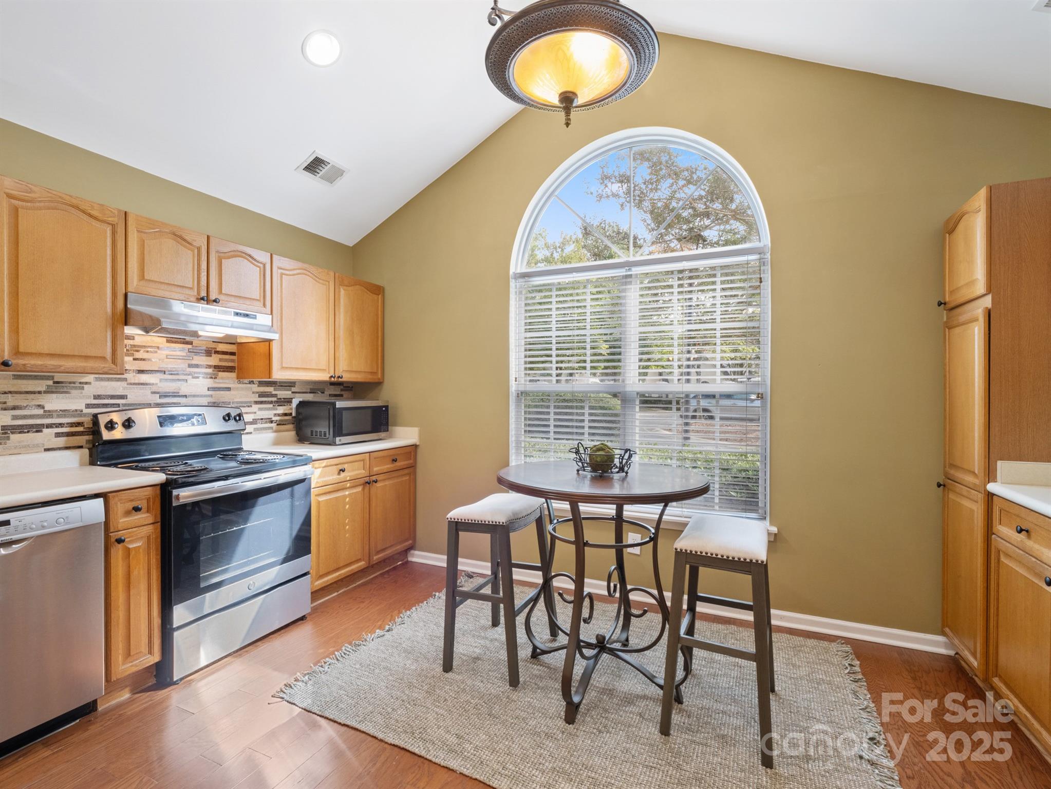 Huntington Ridge - Residential