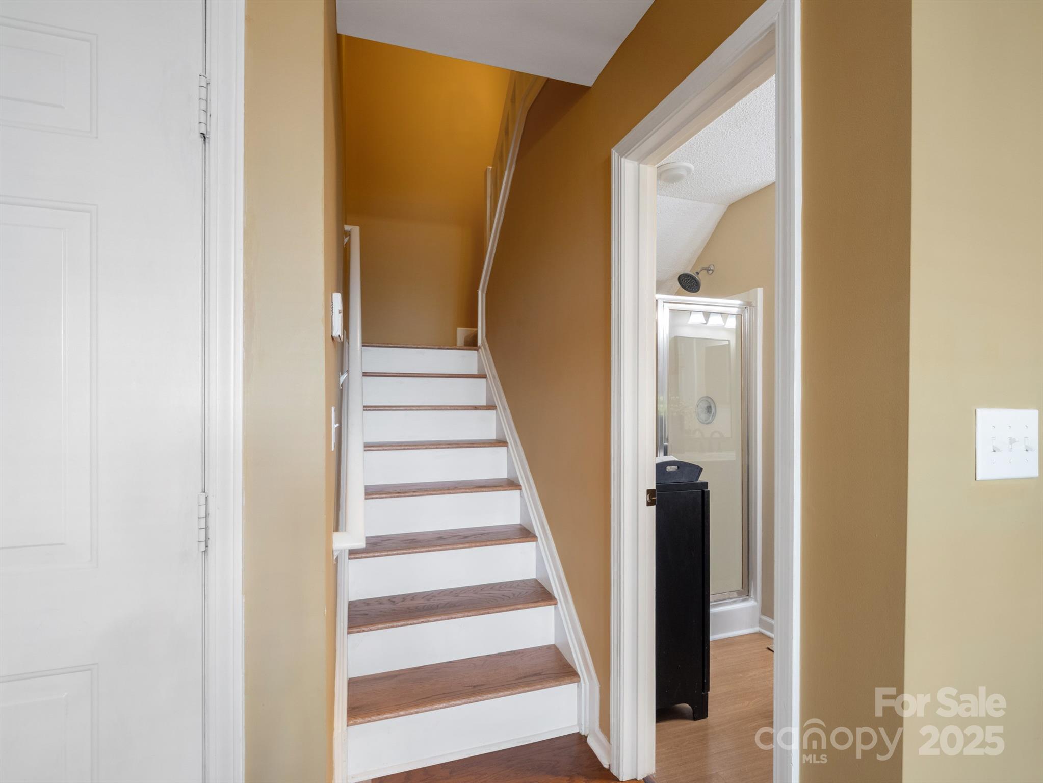 Huntington Ridge - Residential