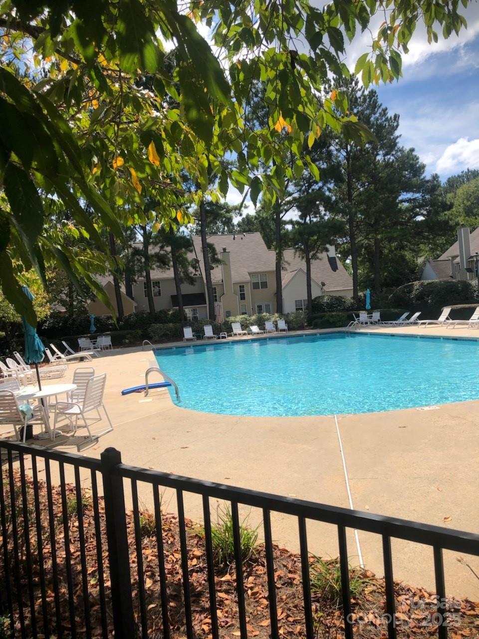 Huntington Ridge - Residential