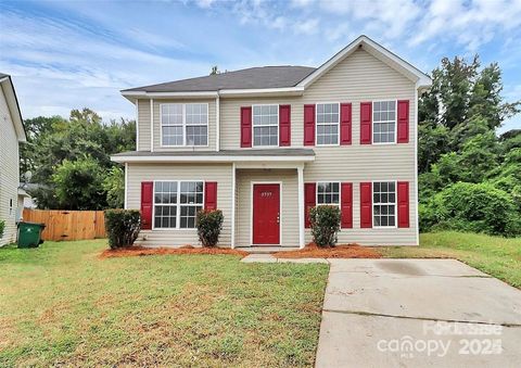 Photo of 3737 Kadey Drive, Charlotte, NC 28208 (MLS # 4331428)