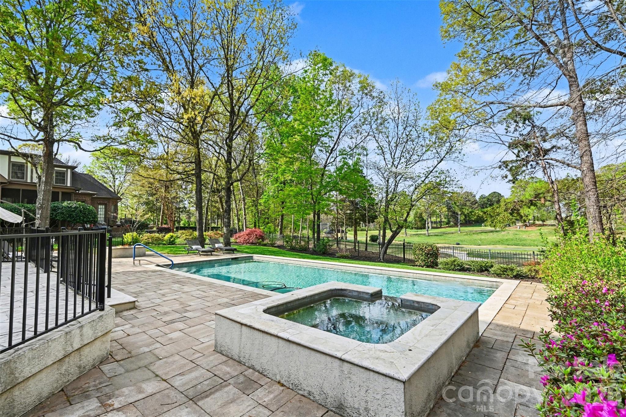 7321 Timberneck Court