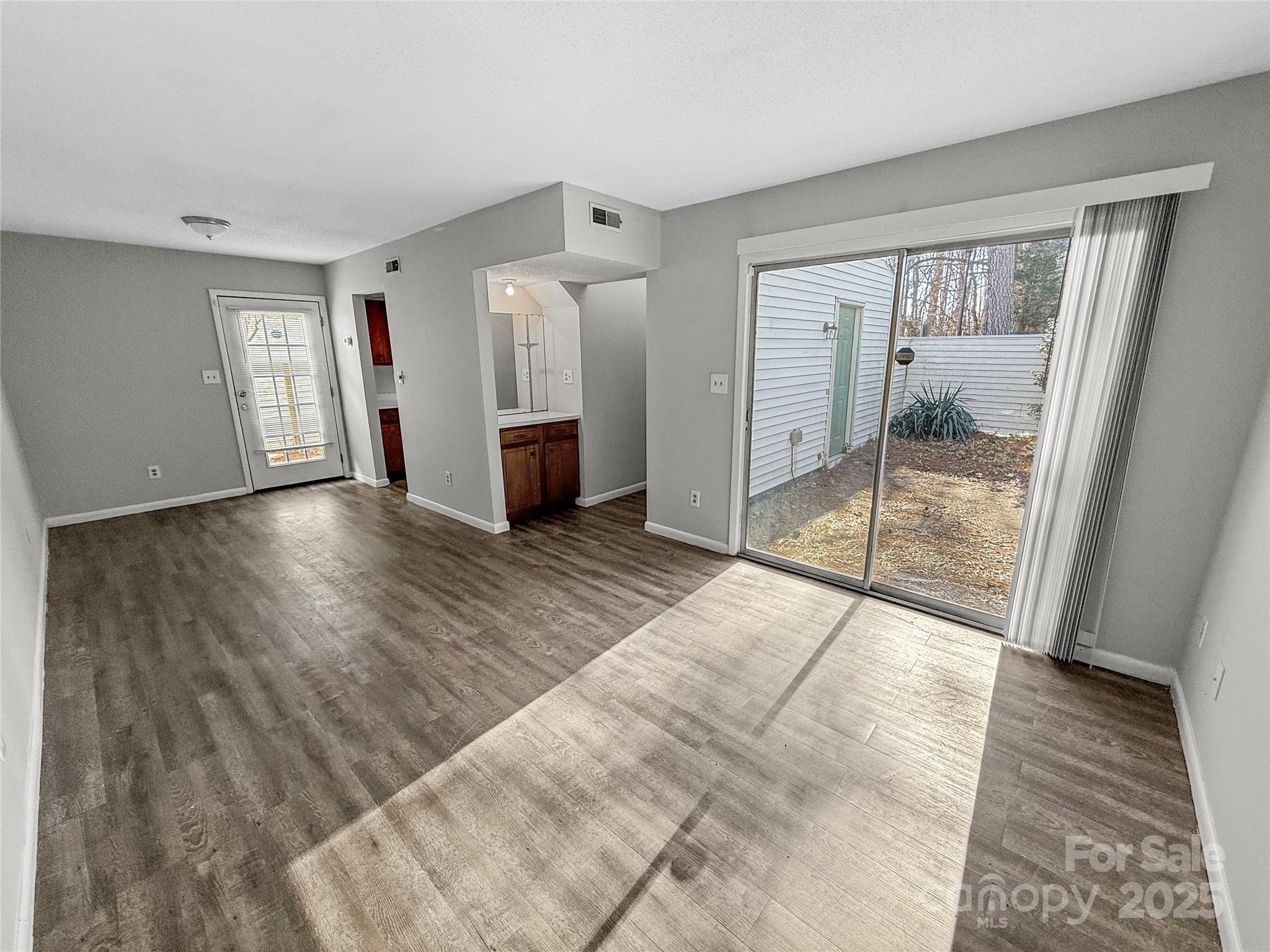 7140 Stonington Lane