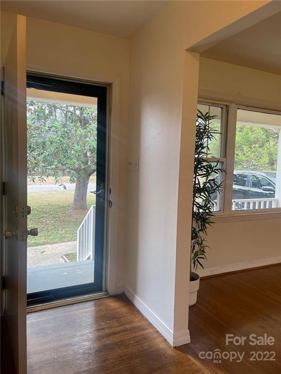 Lakeview Manor - Residential