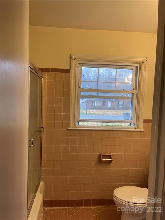 Lakeview Manor - Residential