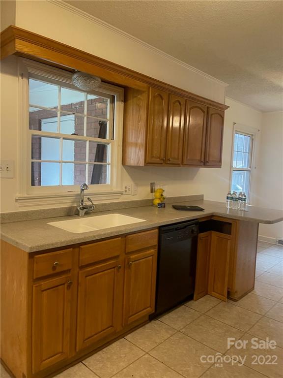 Lakeview Manor - Residential