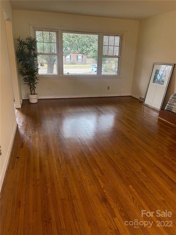 Lakeview Manor - Residential