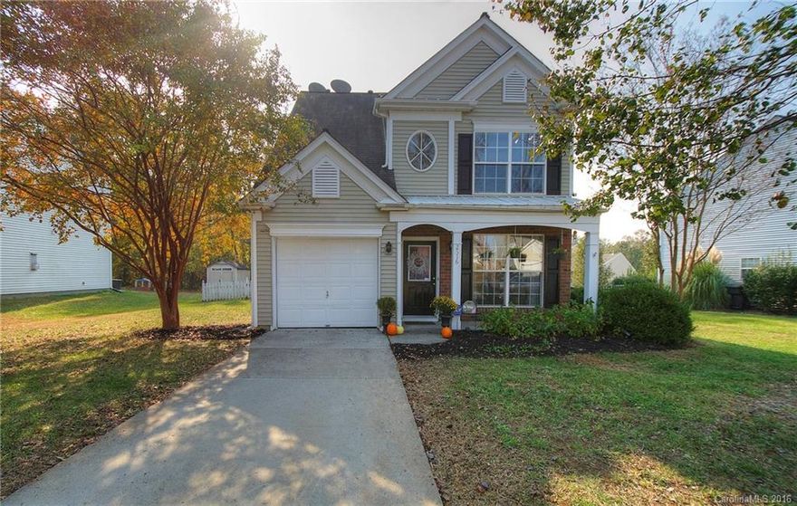 Gorgeous 3 bedroom/ 2.5 bathroom/ two story home located in the heart of Loren Farms subdivision. Just minutes away from UNC Charlotte & I 485, this beautiful home sits on a .20 acre fenced lot & features a two story ceiling in the living room, an open floor plan, built ins in the family room and more! Schedule an appointment today! This is a MUST SEE!