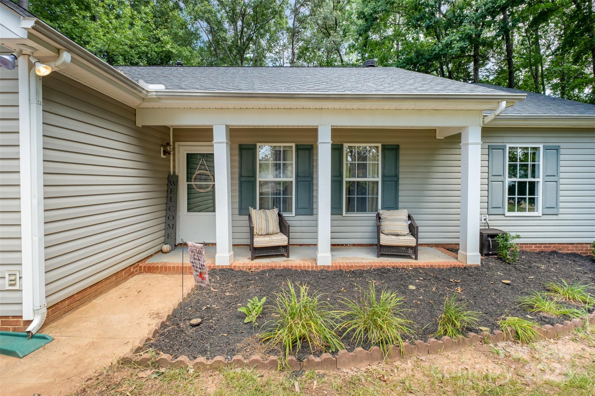 2108 Gambrel Way