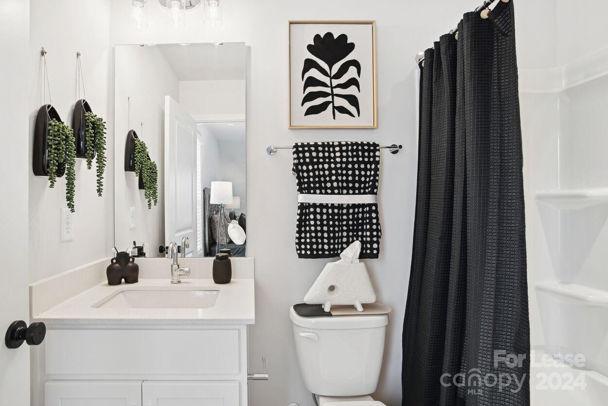 Charlotte, North Carolina 28212, United States, 2 Bedrooms Bedrooms, ,4 BathroomsBathrooms,Residential,Active,121440