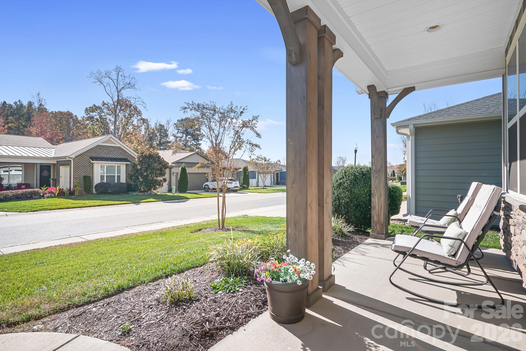 5079 Looking Glass Trail