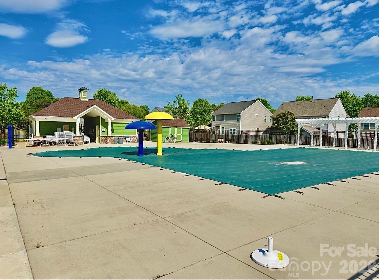 Almond Glen - Residential