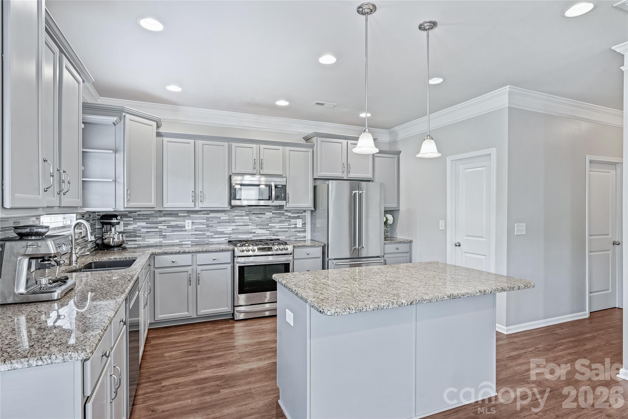 Almond Glen - Residential