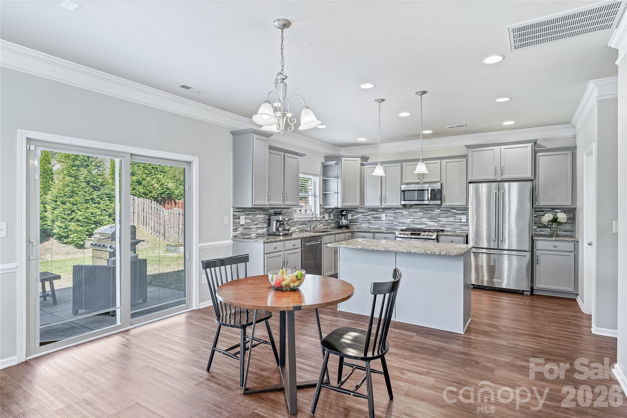 Almond Glen - Residential