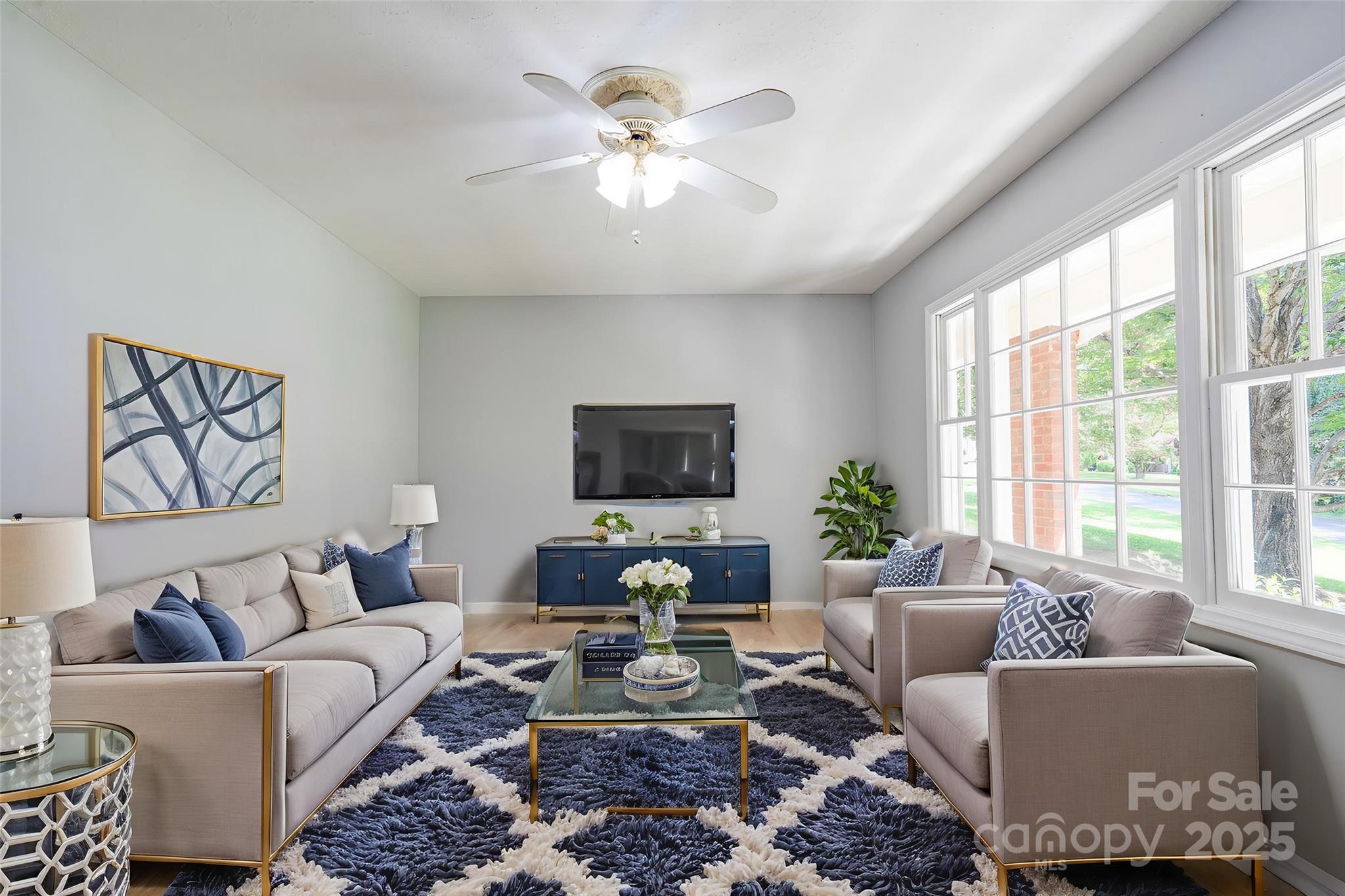 2924 Poplar Circle