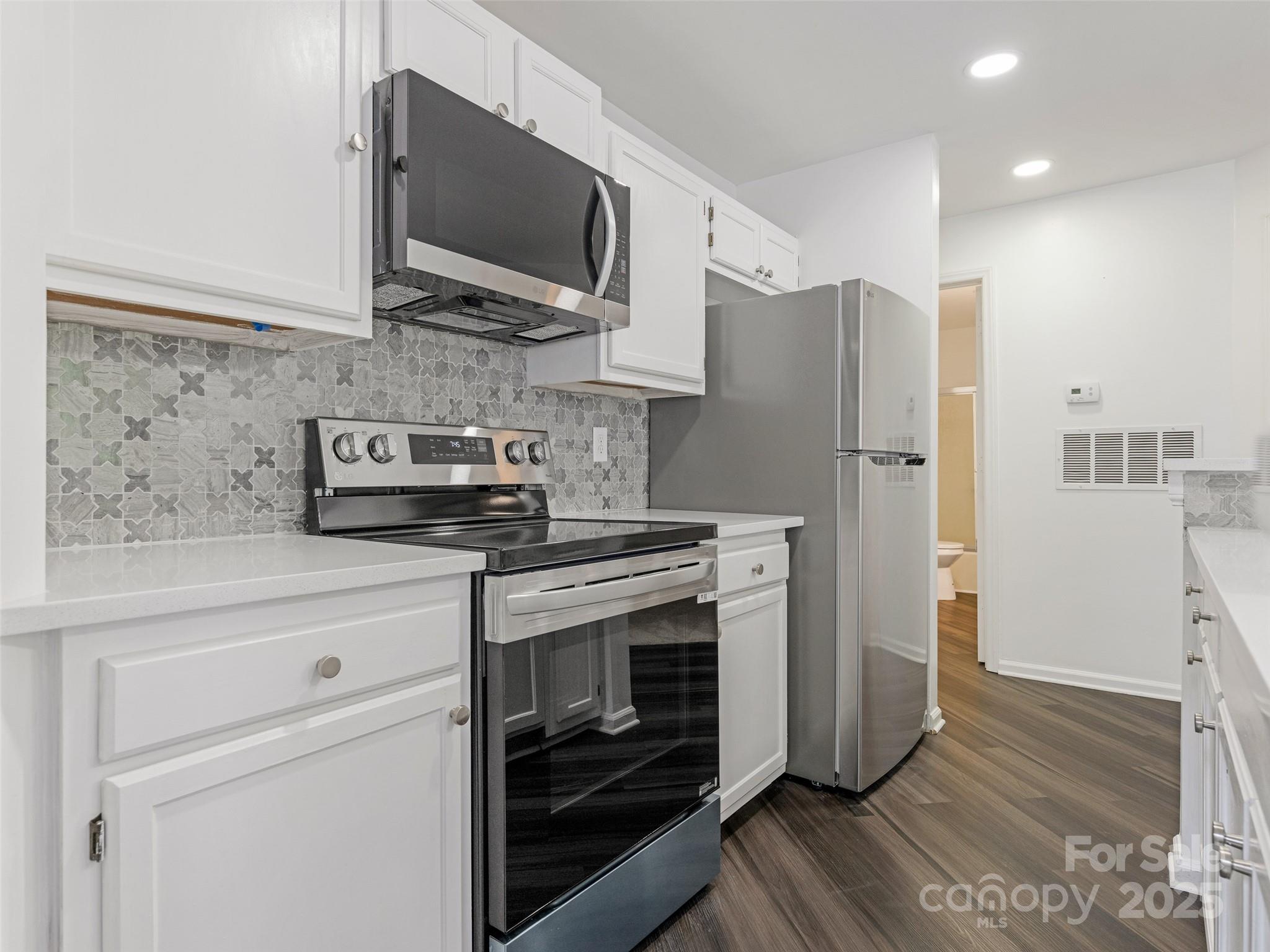 8183 Cedar Glen Drive
