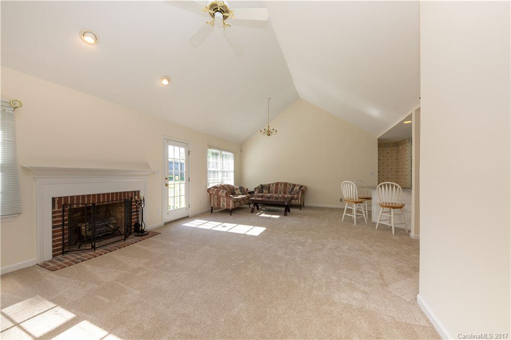 Ole Eastpointe - Residential