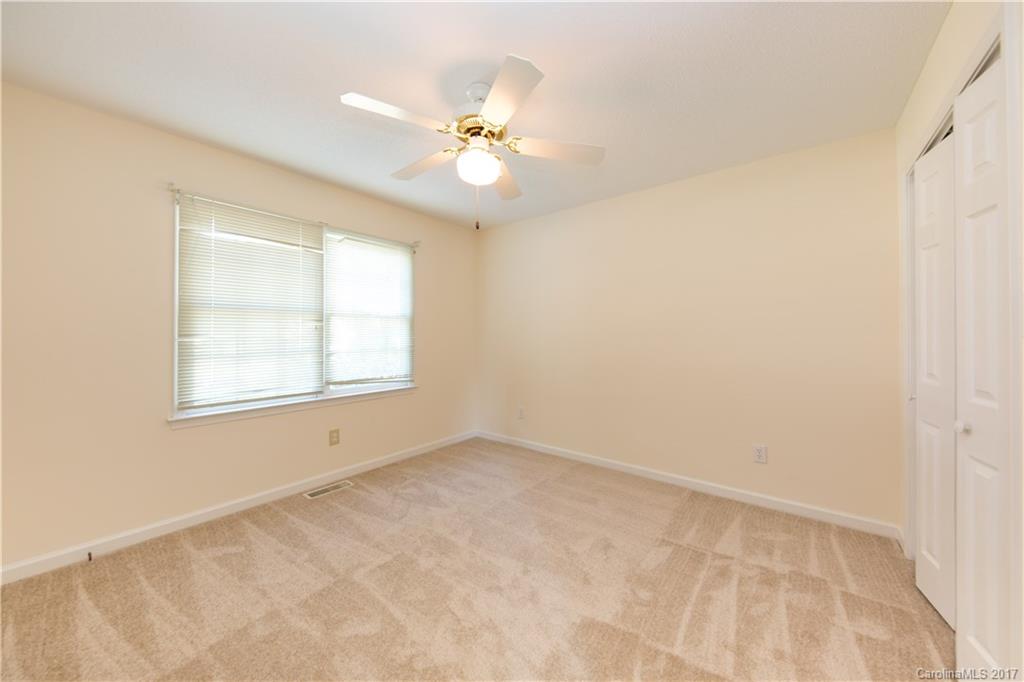 Ole Eastpointe - Residential