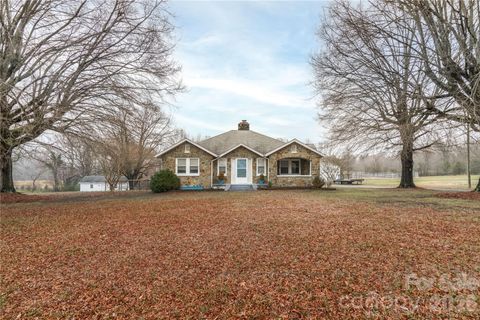 6507 Frieden Church Road Gibsonville NC 27249