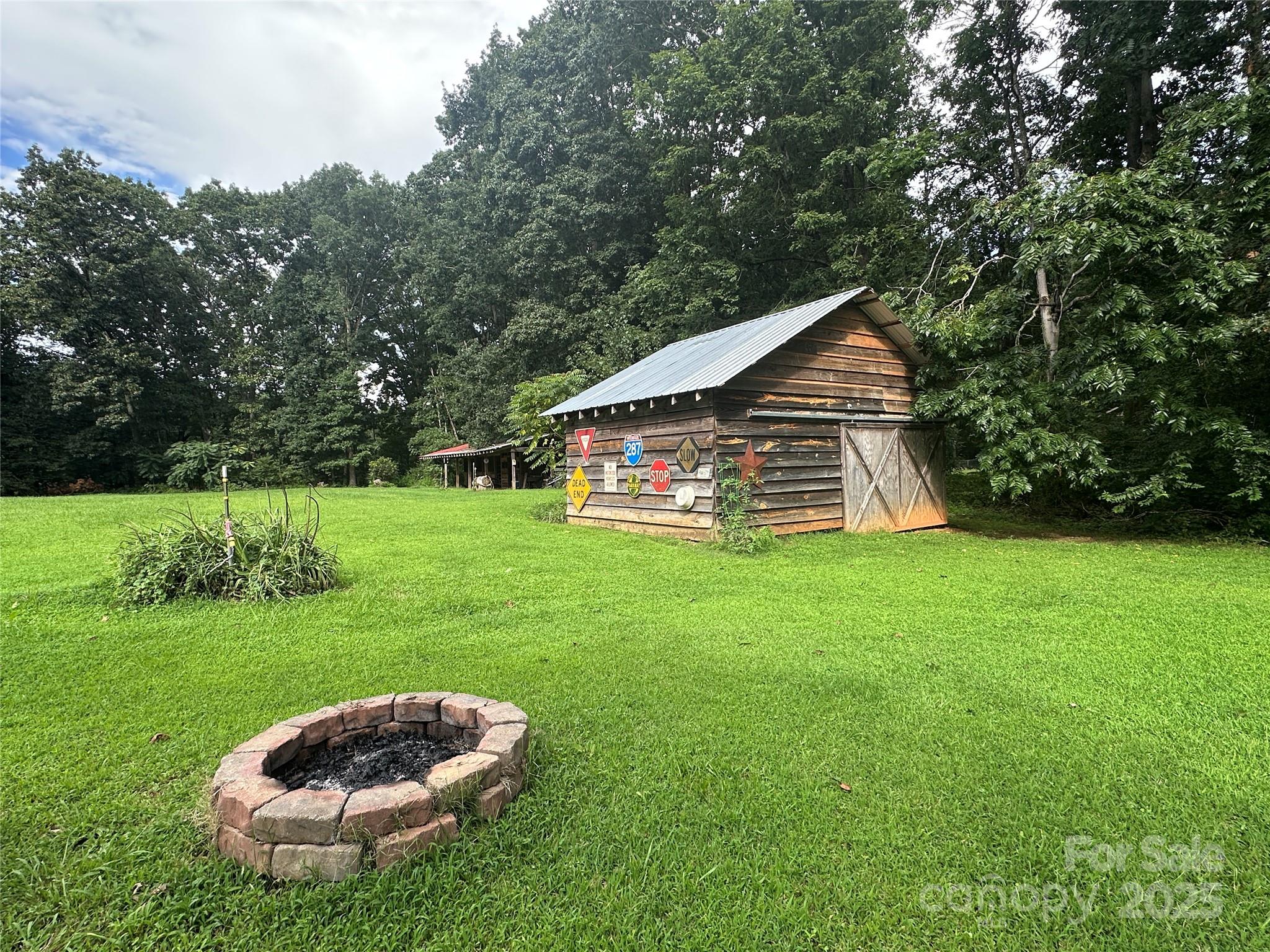 4959 King Wilkinson Road