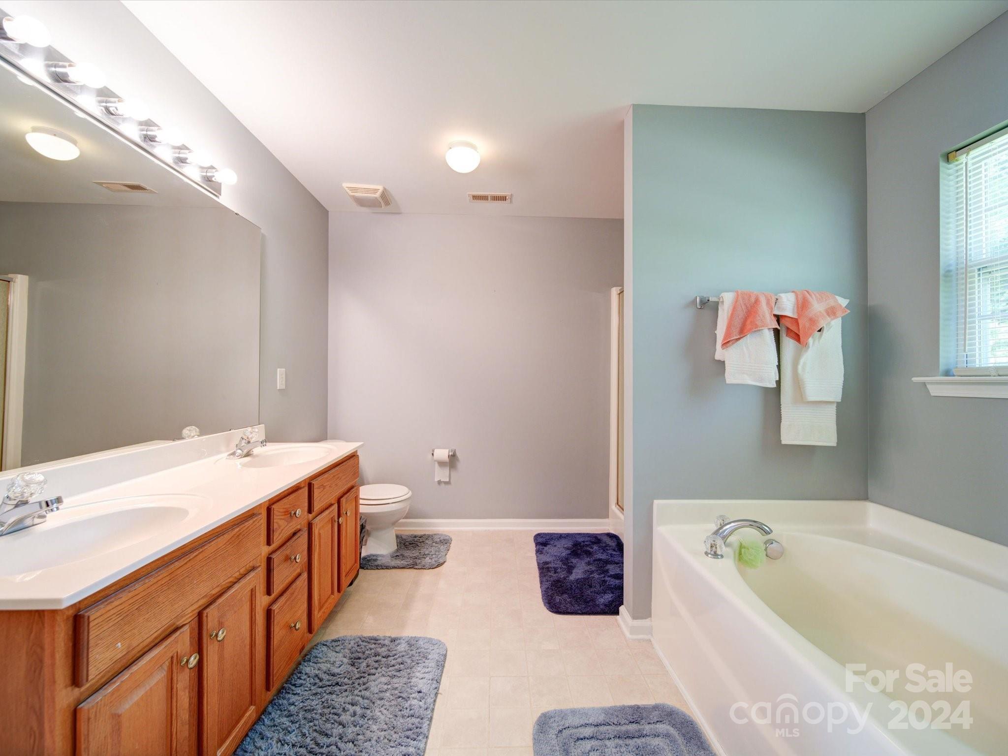 Dutchmans Meadow - Residential