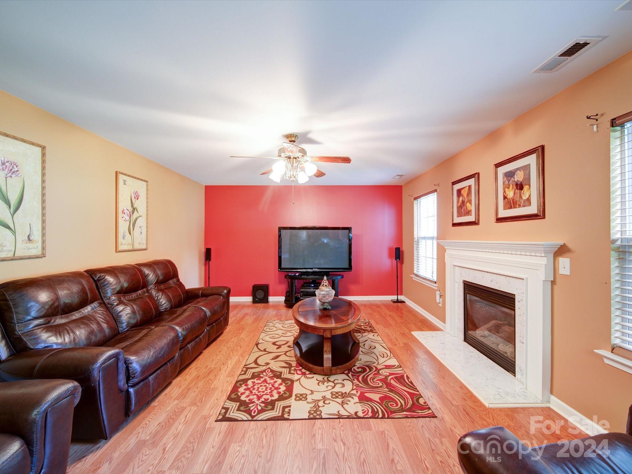 Dutchmans Meadow - Residential