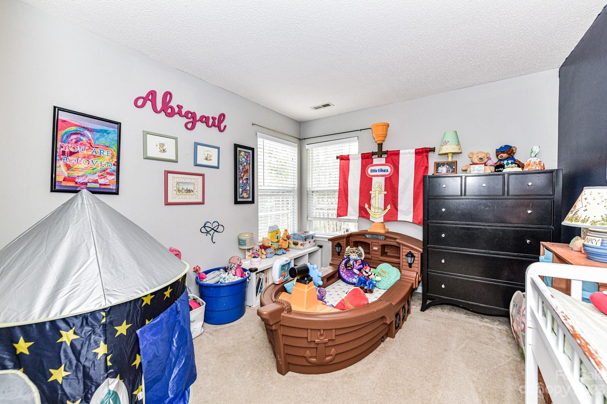 Brownestone - Residential