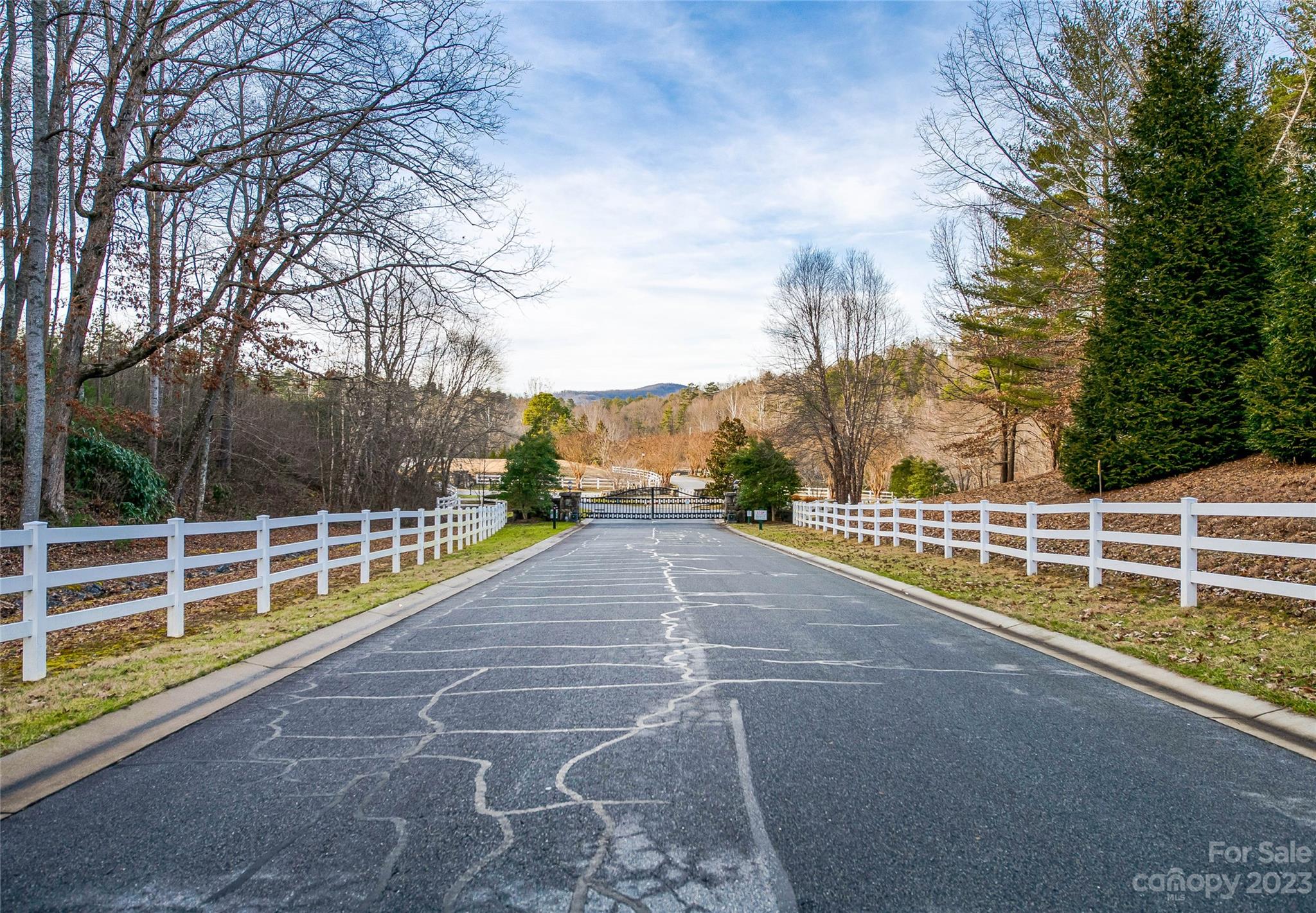 Waterford Lakes - Land