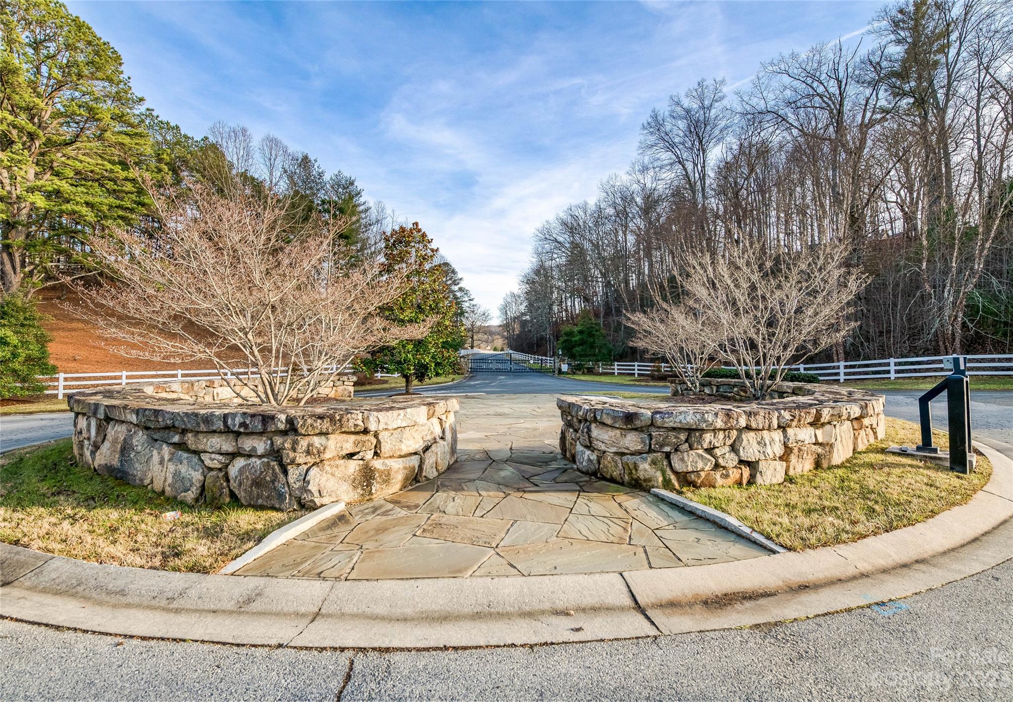 Waterford Lakes - Land