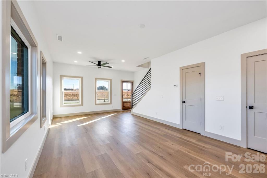 Hawks Ridge - Residential